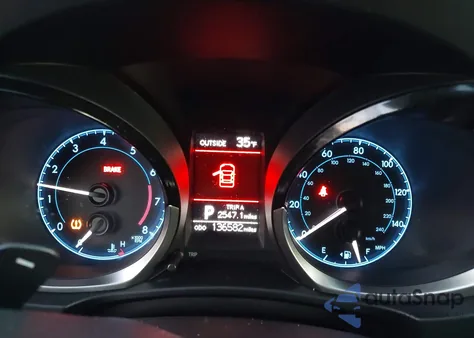 2015 Toyota Corolla S Plus z USA, uszkodzony, nr VIN 2T1BURHEXFC244593